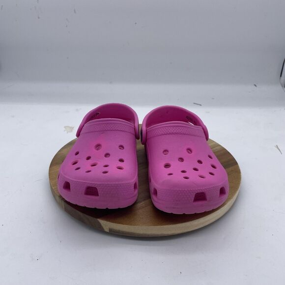 Crocs Classic Clogs Girls J1 Pink Sandals Slip On Water Comfort Youth Shoes - Picture 2 of 10